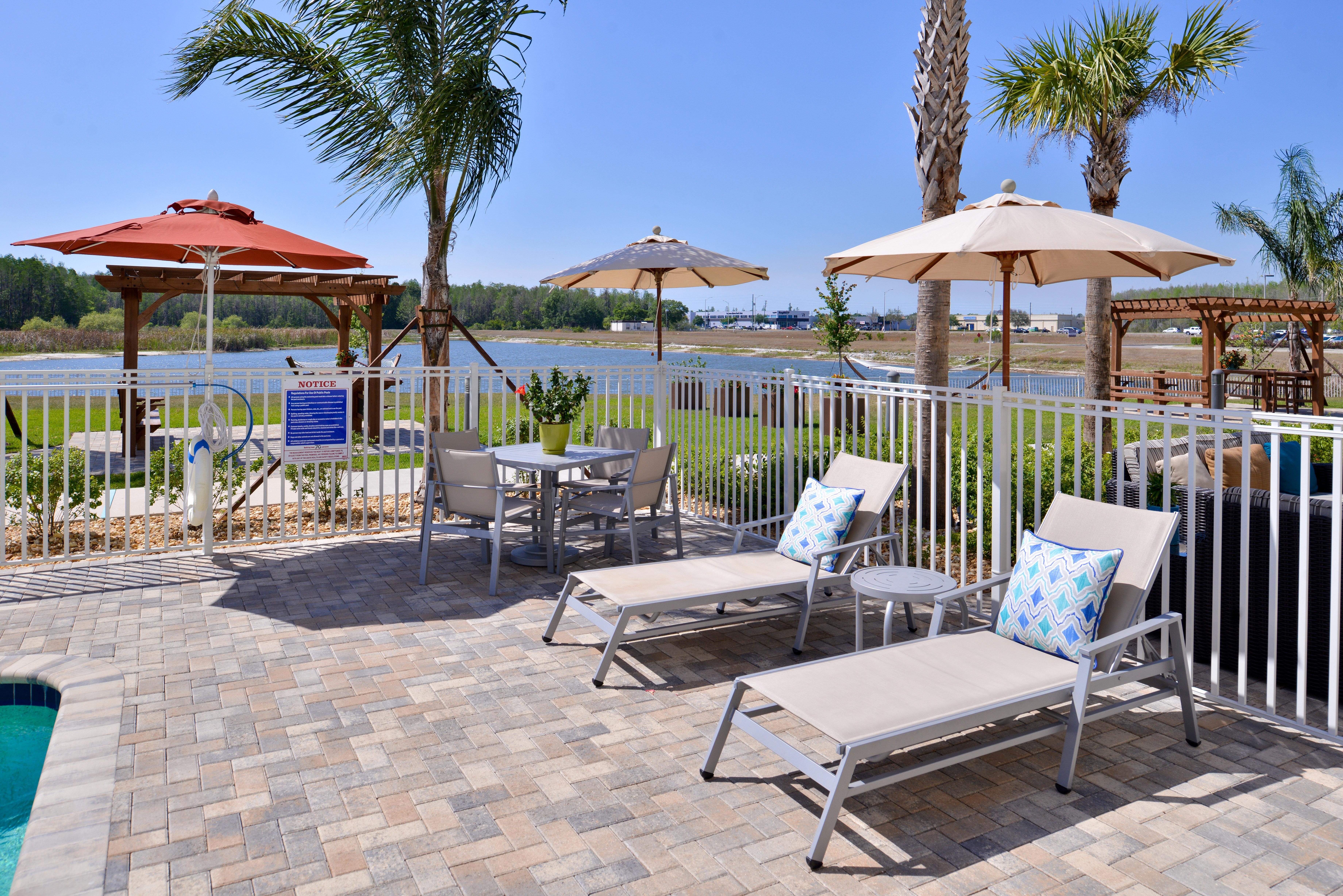 Holiday Inn Express & Suites Trinity By Ihg Bagian luar foto