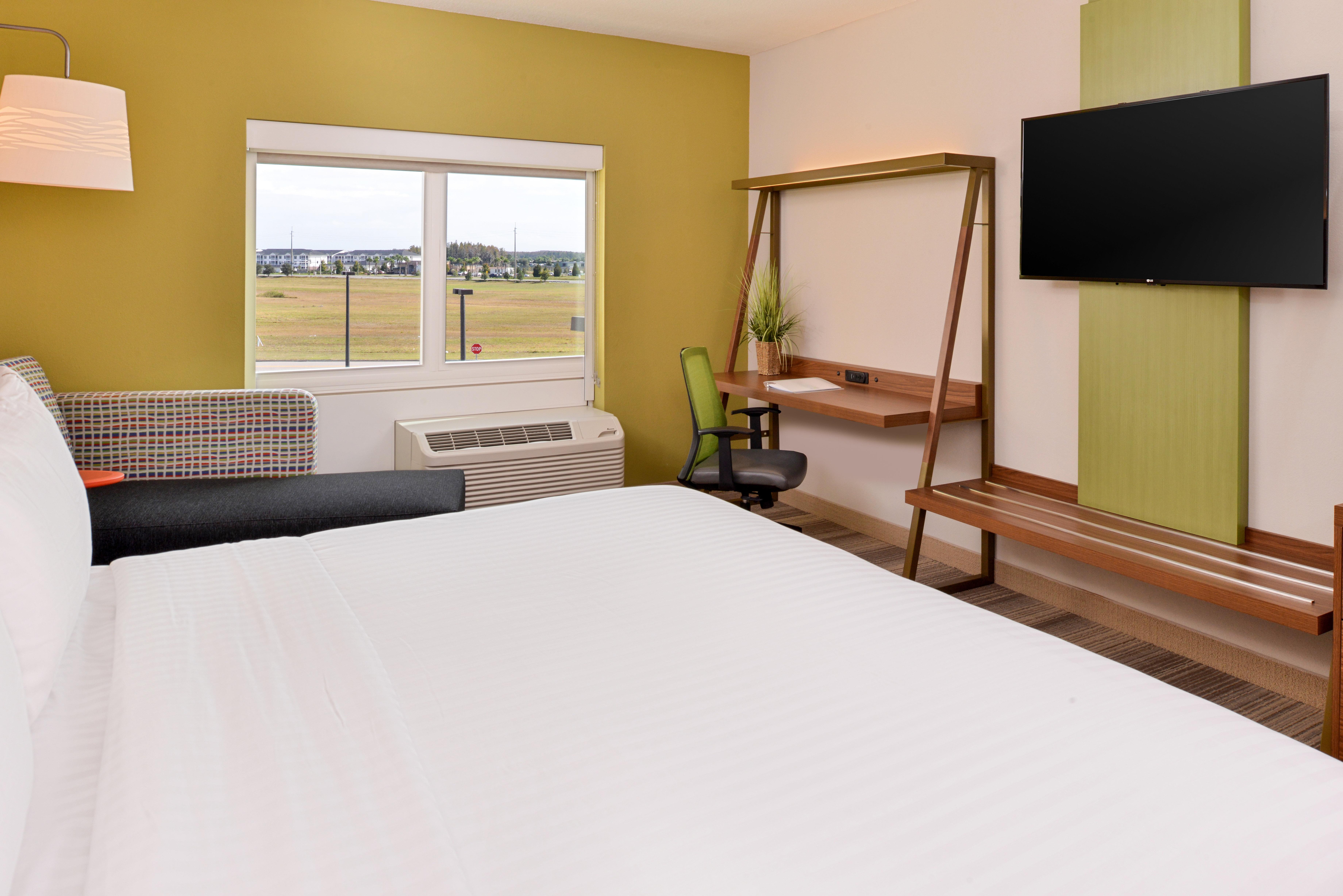 Holiday Inn Express & Suites Trinity By Ihg Bagian luar foto