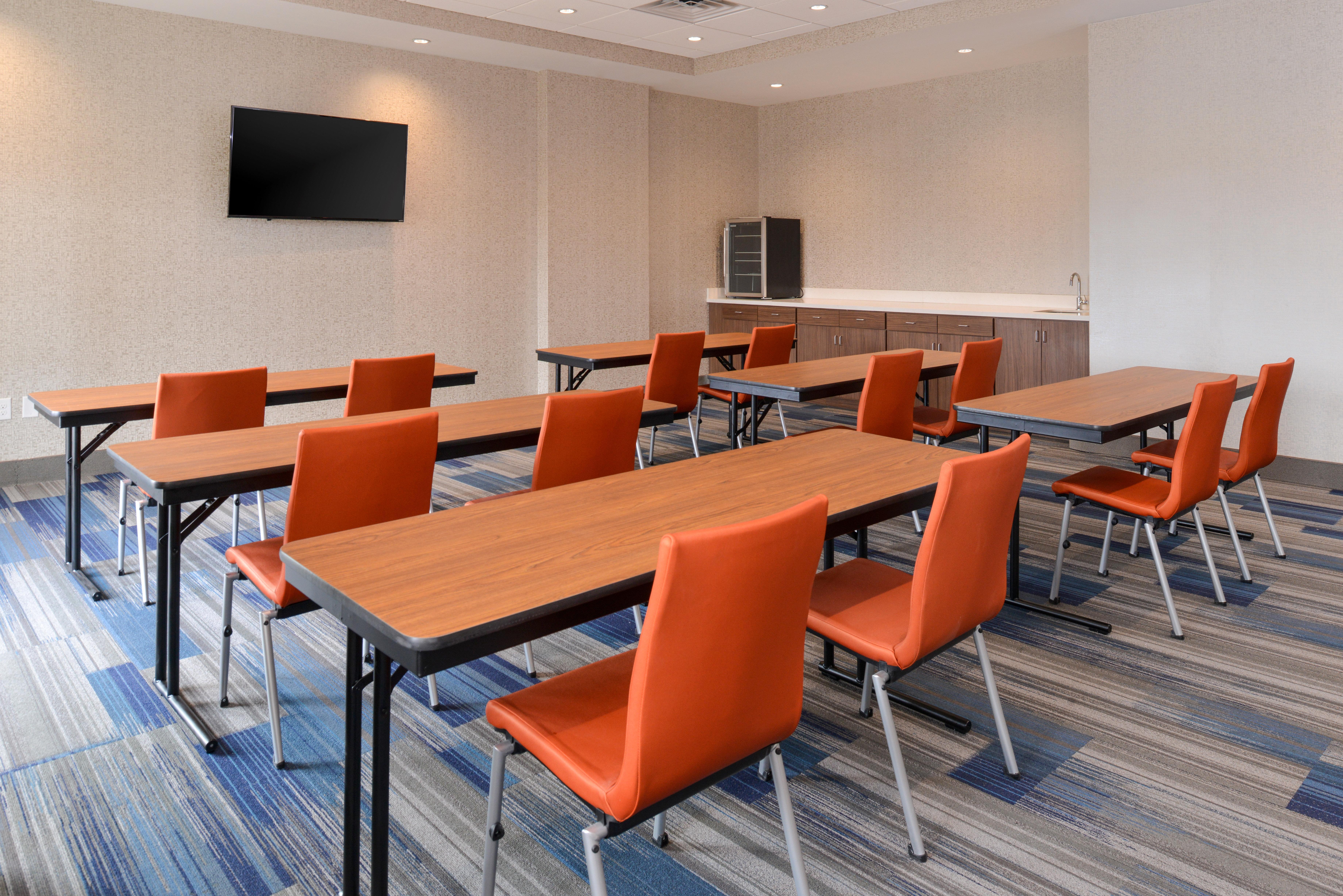 Holiday Inn Express & Suites Trinity By Ihg Bagian luar foto