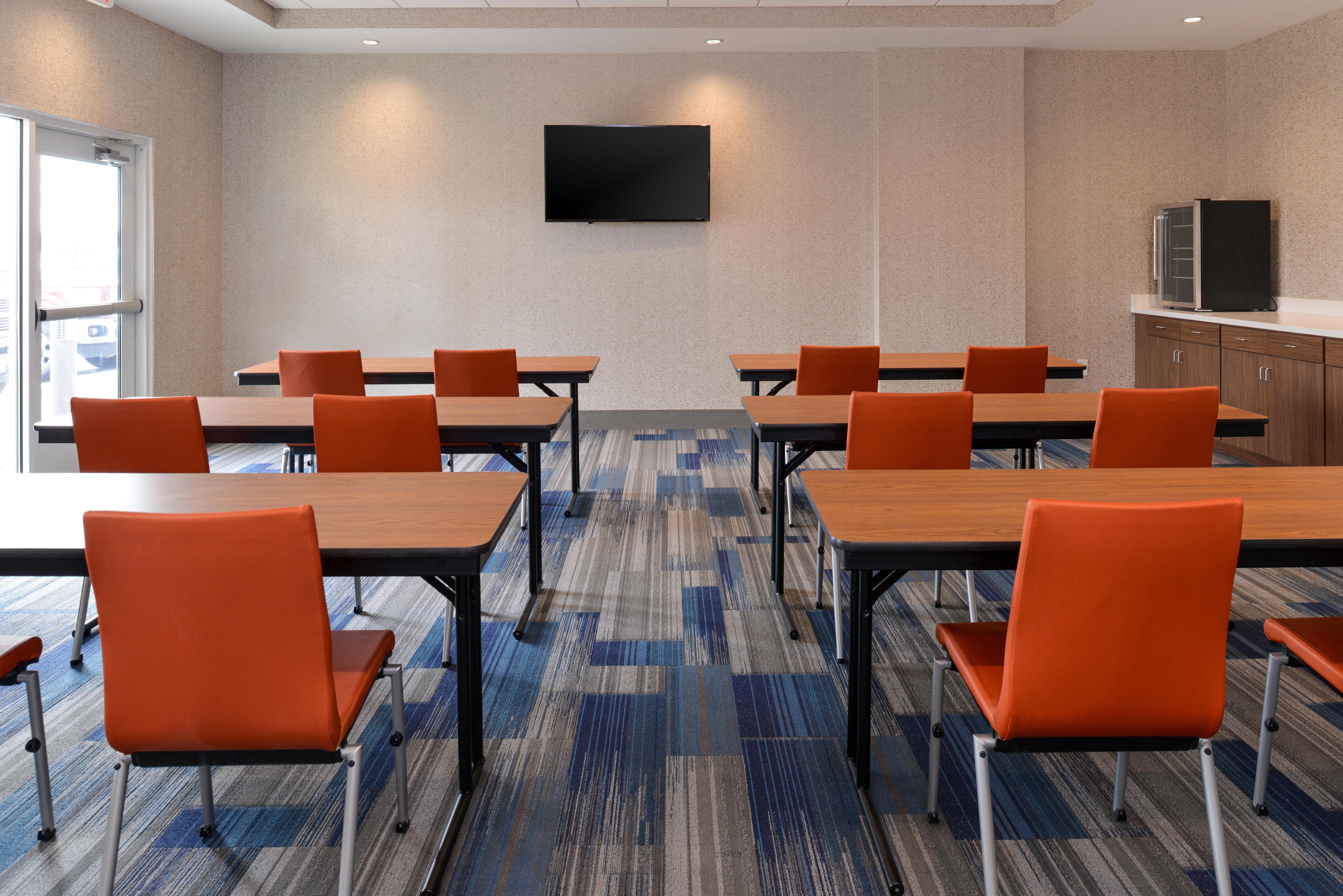 Holiday Inn Express & Suites Trinity By Ihg Bagian luar foto